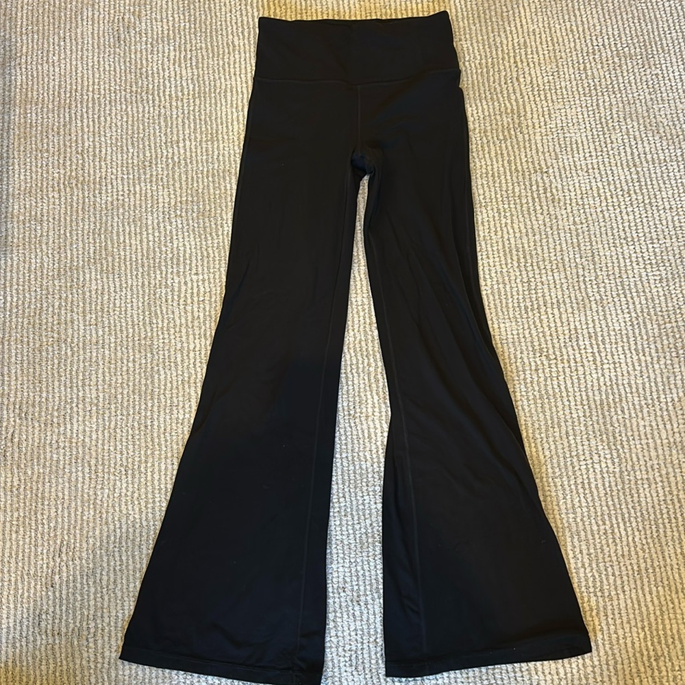 Athleta Elation Flare Pant EUC